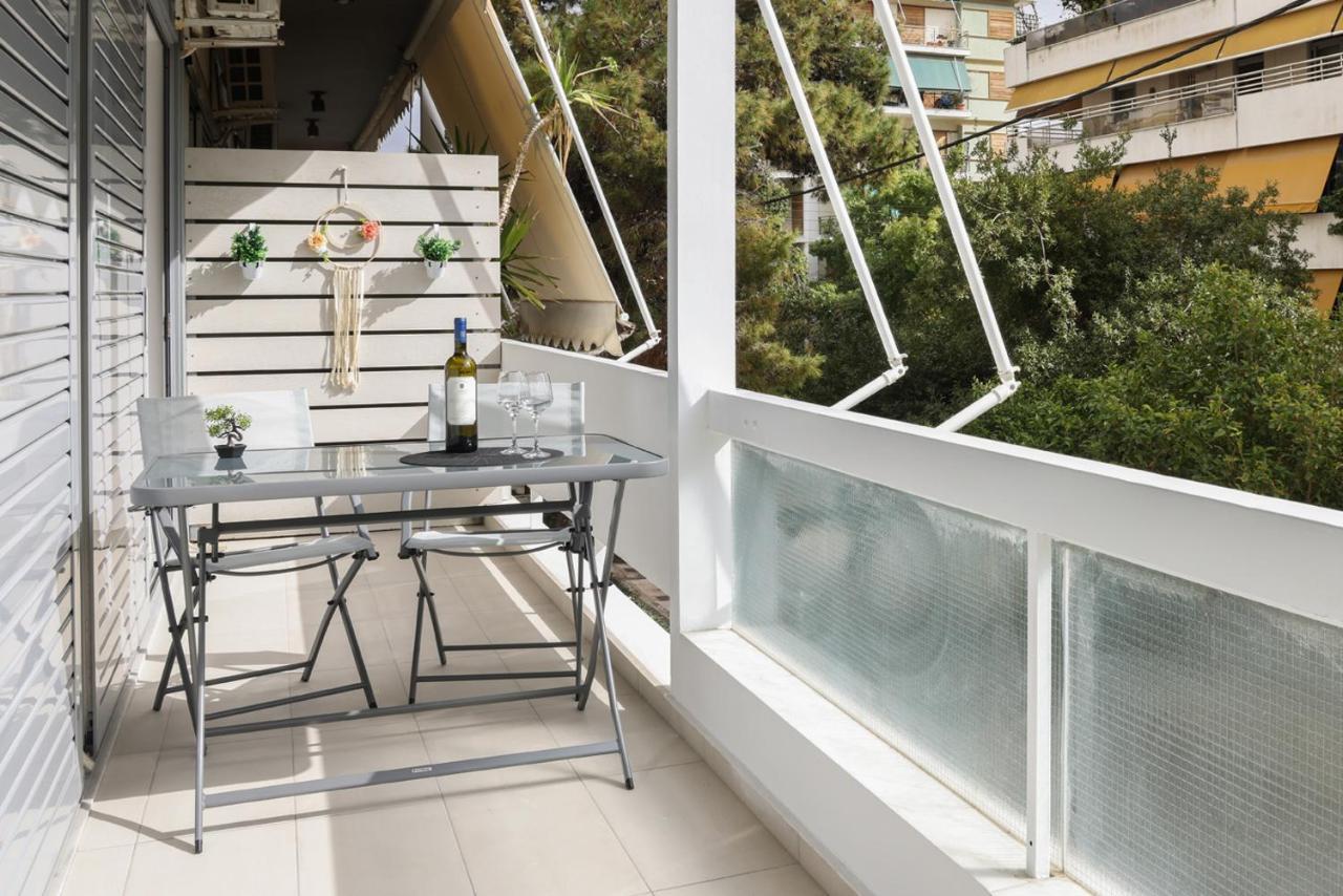 Comfort & Relax Apartment In Athens Riviera Eksteriør bilde
